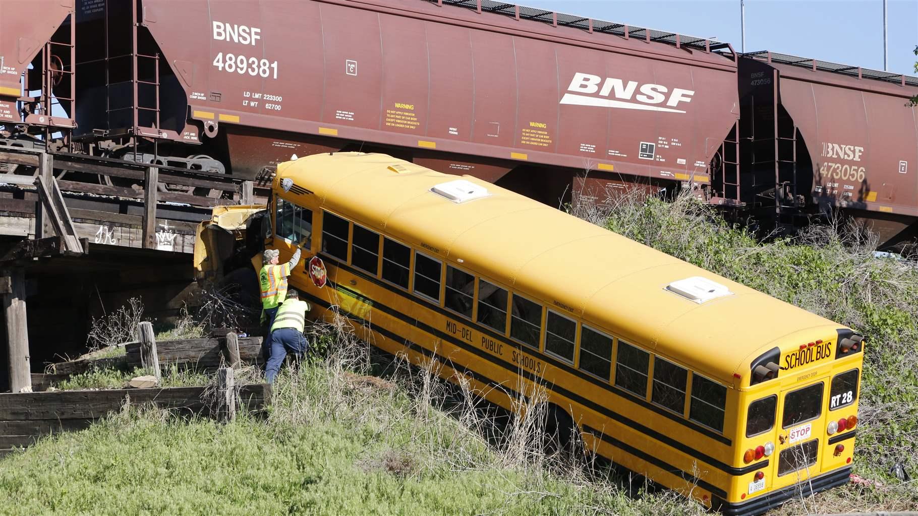 how-much-do-school-bus-drivers-make-in-las-vegas-school-walls